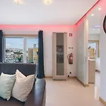 아파트 Flat With Pool, Old Town