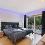Apartmán Flat With Pool, Old Town *
