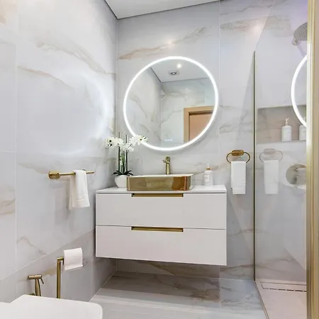 Flat With Pool, Old Town * البوفيرا